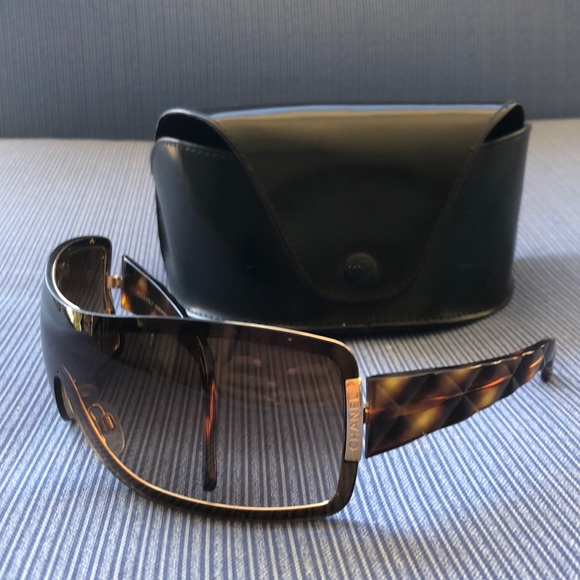 CHANEL Accessories - SOLD CHANEL Oversized Shield Sunglasses